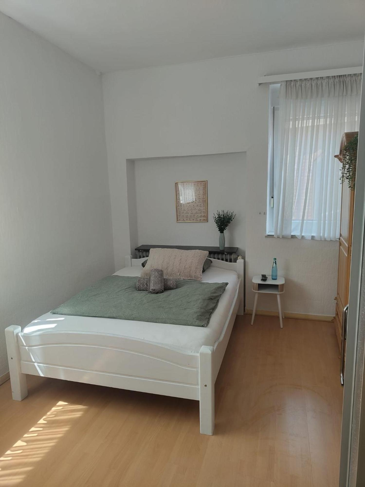 Guesthouse - Weeze Rooms Buitenkant foto