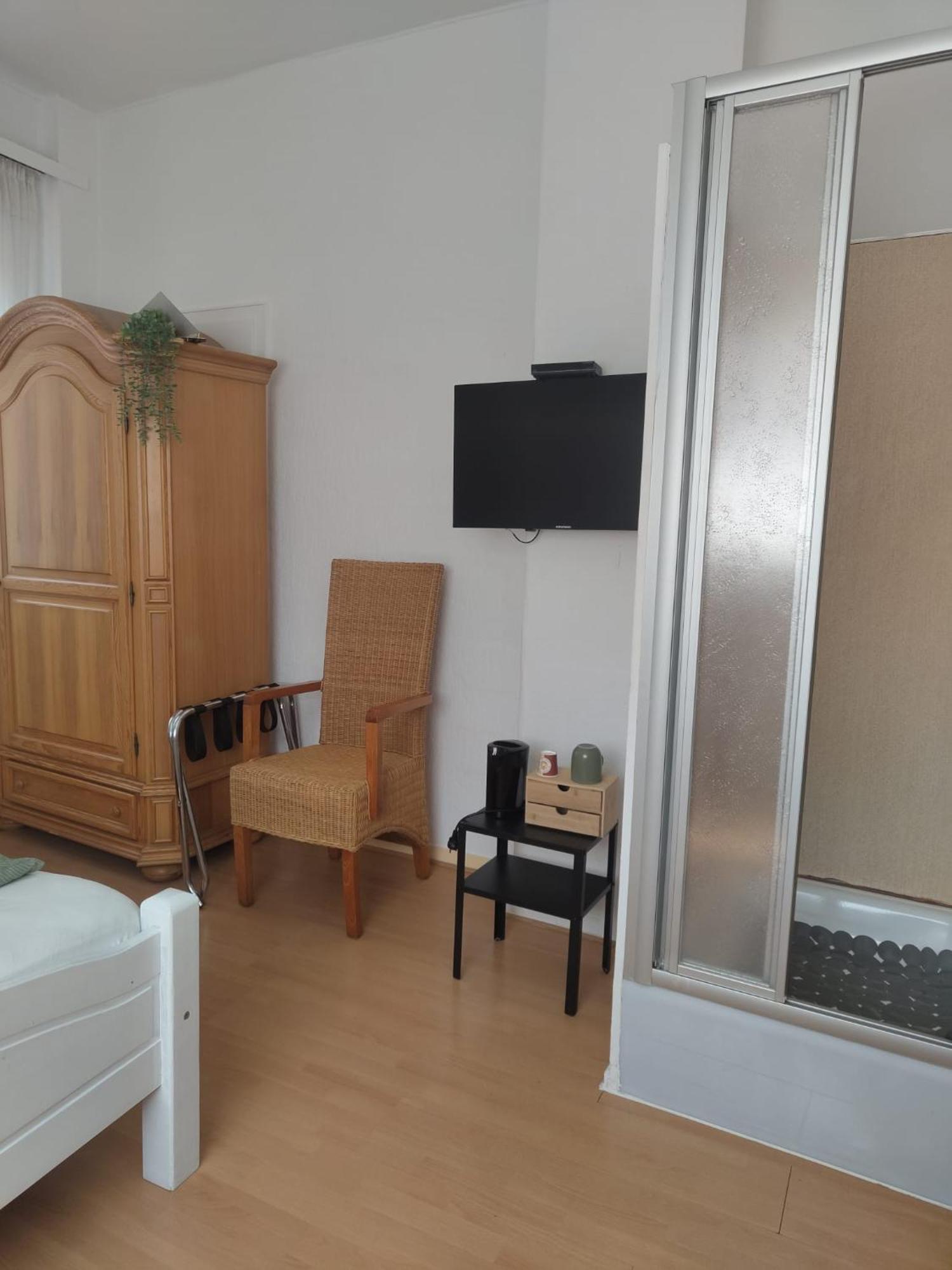 Guesthouse - Weeze Rooms Kamer foto